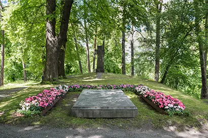 Kungliga begravningsplatsen Hagaparken